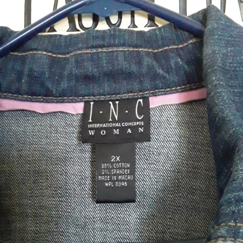Lady Denim  Jacket - Picture 2 of 5